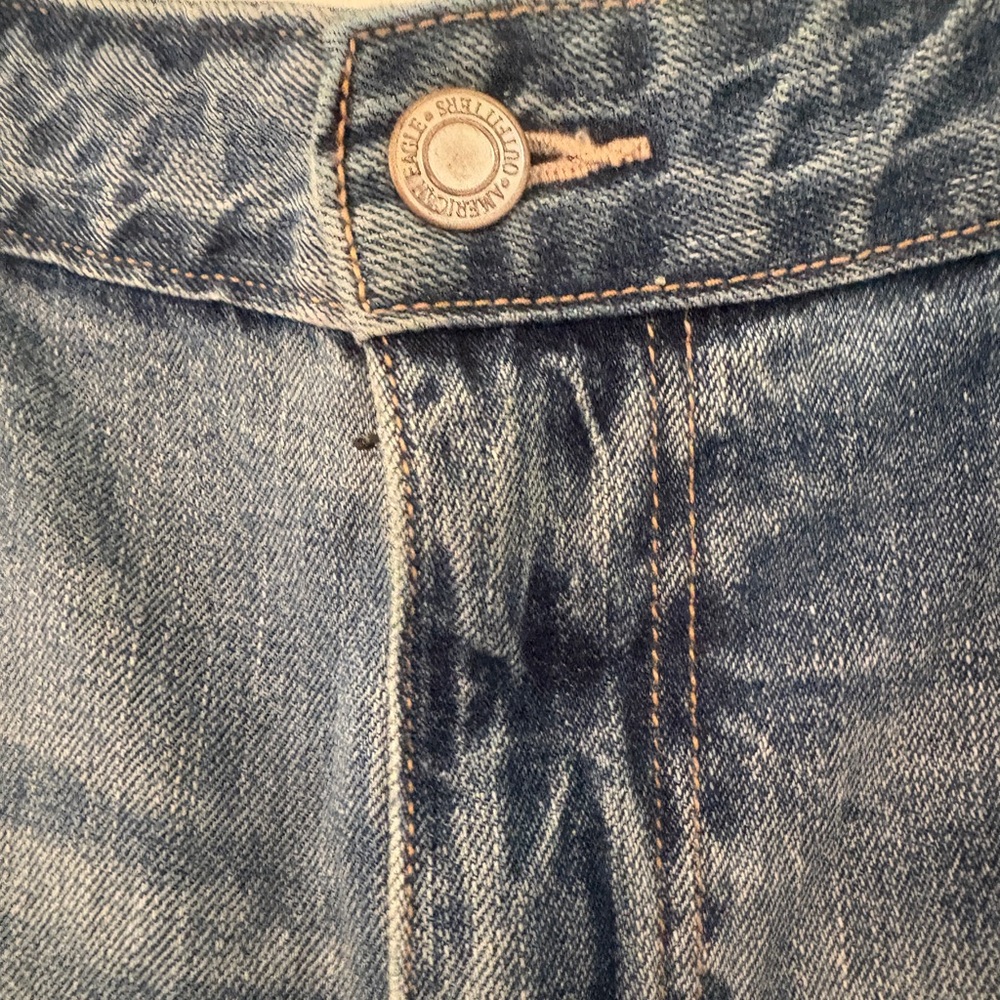 American Eagle, Blue Distressed Jean Shorts with Floral Embroidery, Sz. 14 - Picture 4 of 9